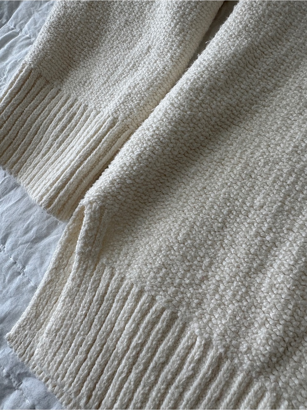 Abercrombie & Fitch Cream Crewneck Sweater - Picture 3 of 5